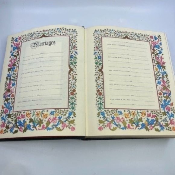 Vintage Michelangelo Edition King James Version Holy Bible 1965 Book - Picture 7 of 13